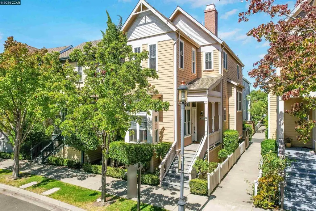 2063 Lewis St, Hercules, CA 94547 - #1