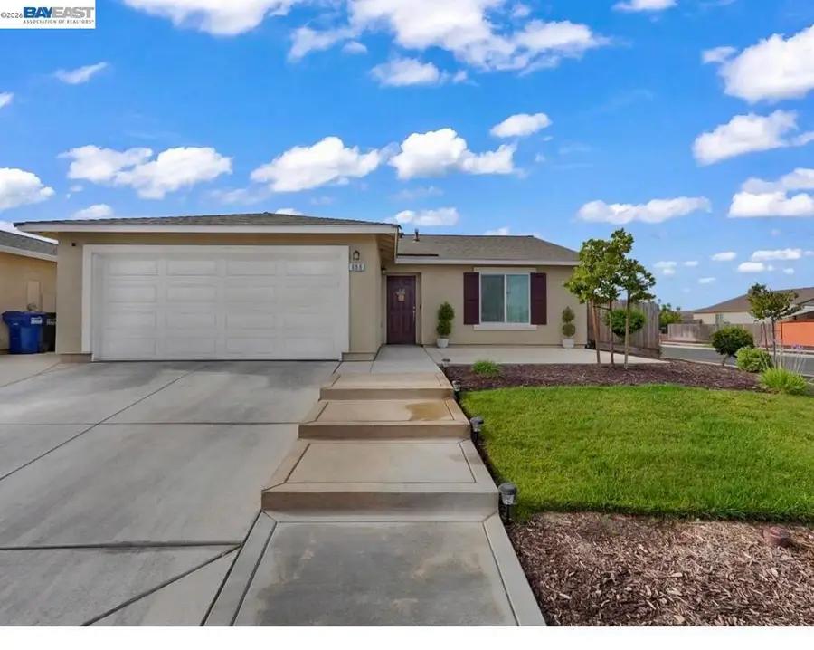 698 Keng Crt., Merced, CA 95341 - #2