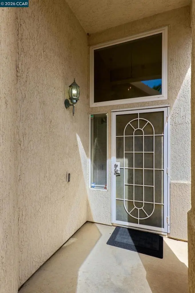 920 Turquoise St, Vacaville, CA 95687 - #2