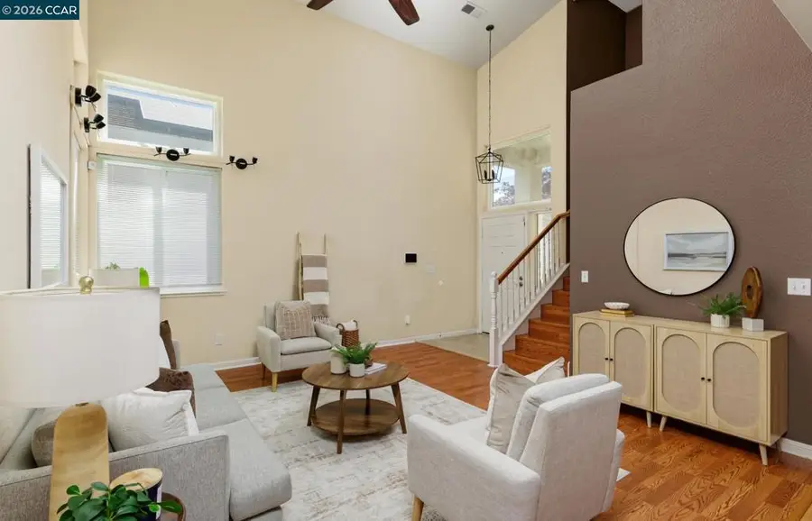 920 Turquoise St, Vacaville, CA 95687 - #3