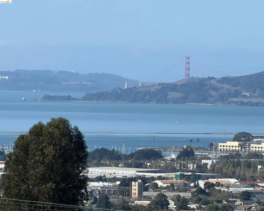 6334 Kensington Avenue, Richmond, CA 94805 - #2