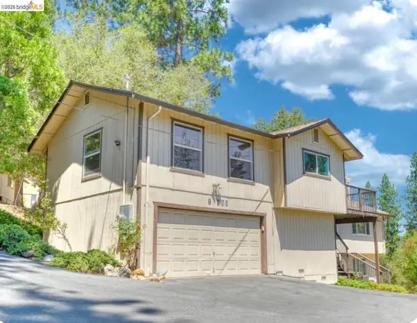 12980 Wells Fargo St, Groveland, CA 95321