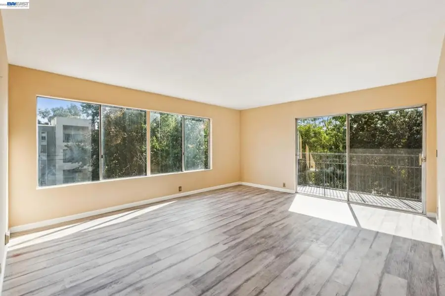 455 Crescent St #202, Oakland, CA 94610 - #2