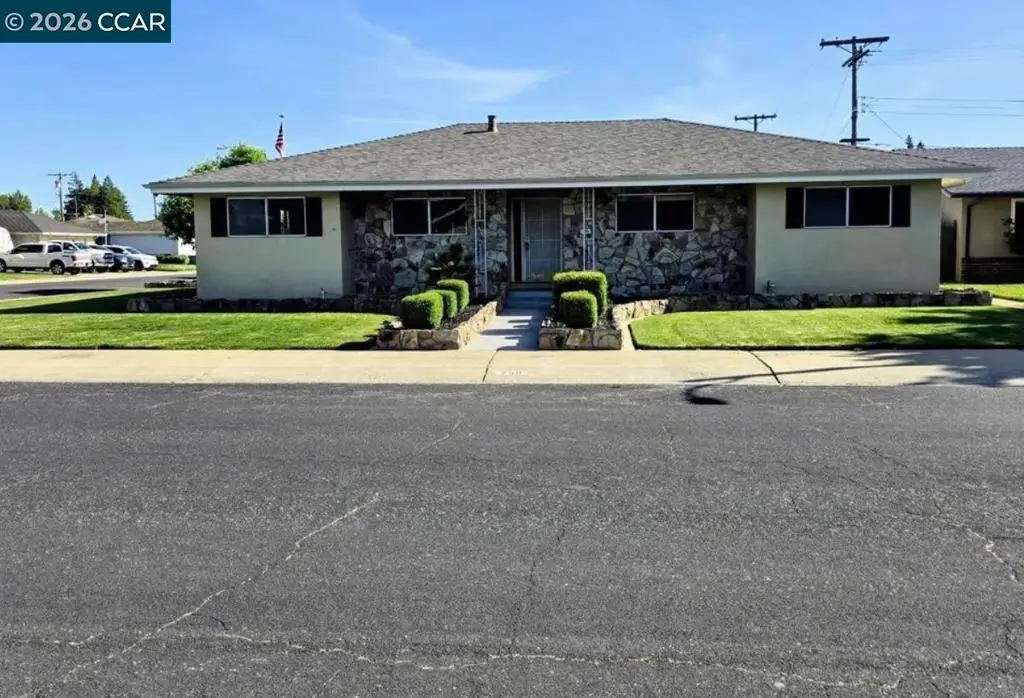 750 Greenwood Dr, Lodi, CA 95240 - #1