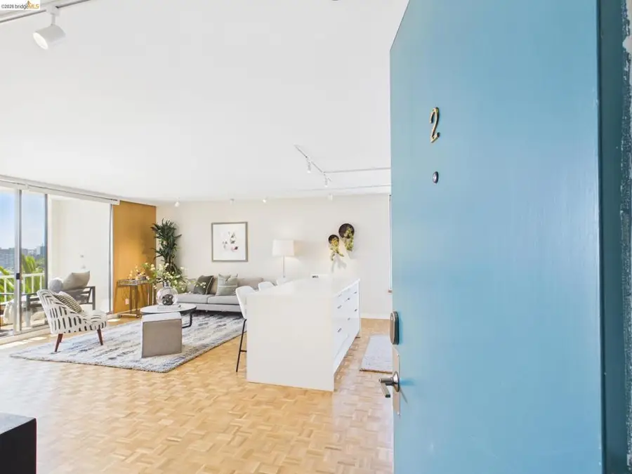 320 Lee St #702, Oakland, CA 94610 - #2
