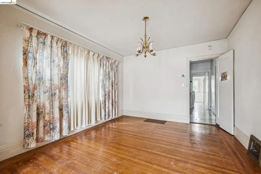 5621 Roberts Ave, Oakland, CA 94605 - #3