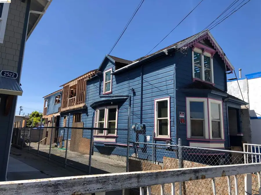 2520 Clement Ave, Alameda, CA 94501 - #2