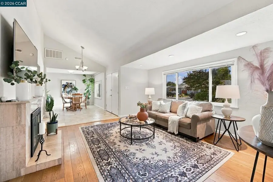 1211 Orange St, Concord, CA 94518 - #3