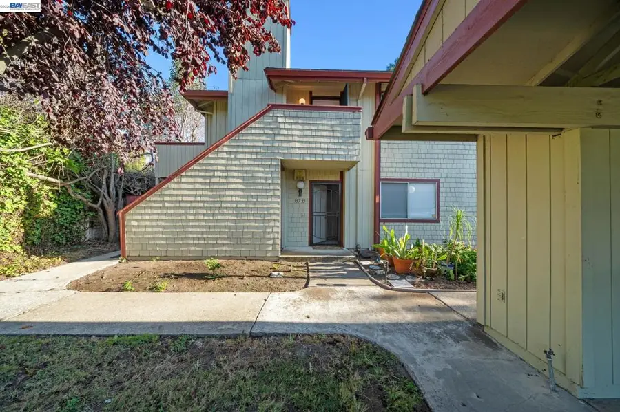 957 Cheryl Ann Cir #15, Hayward, CA 94544 - #2