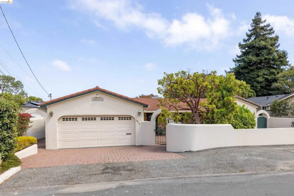 913 Monterey Cir, Monterey, CA 93940 - #1