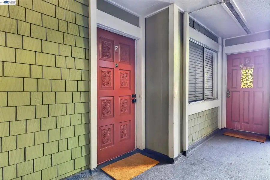 2205 San Antonio Ave #F, Alameda, CA 94501 - #3