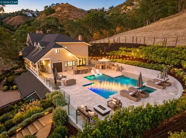 330 Twin Peaks Ln, Alamo, CA 94507