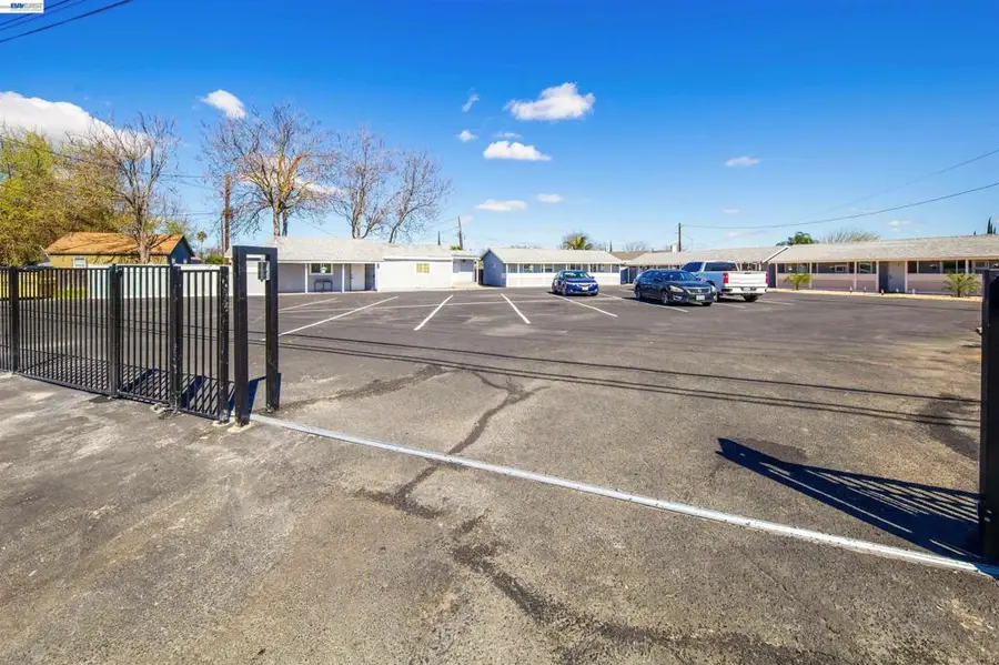 3836 El Camino Ave, Ceres, CA 95307 - #2