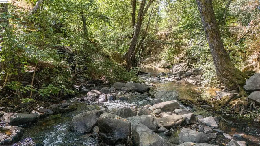 20425 Brook Dr., Sonora, CA 95370 - #2