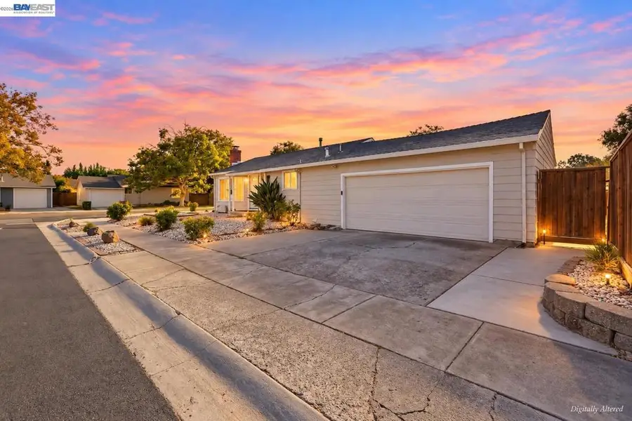 1298 Almar St, Concord, CA 94518 - #2