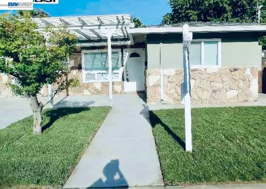 360 N I St, Livermore, CA 94551 - #2