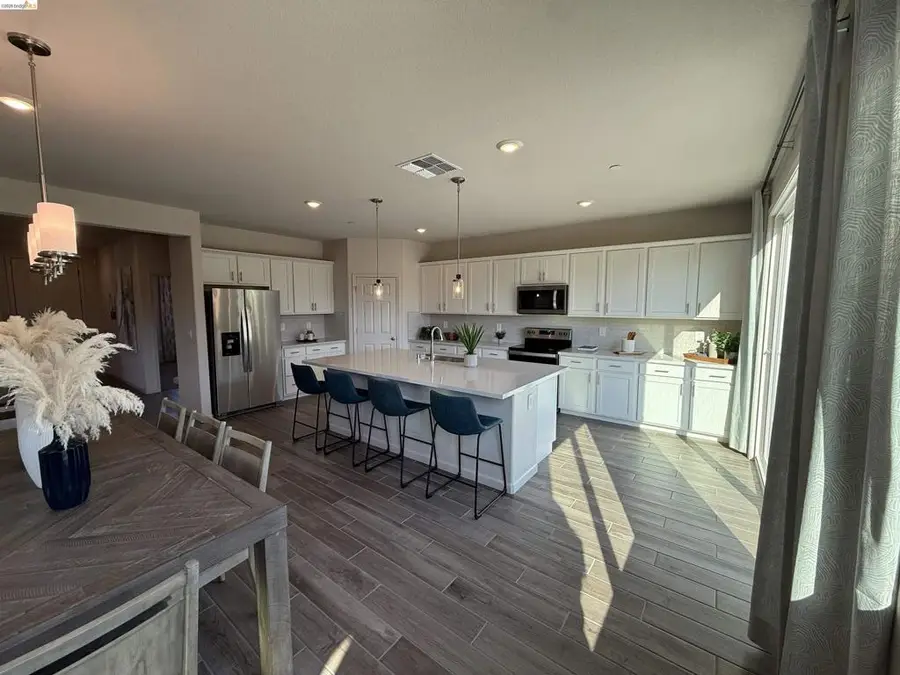 613 Channel Cir., Oakley, CA 94561 - #2