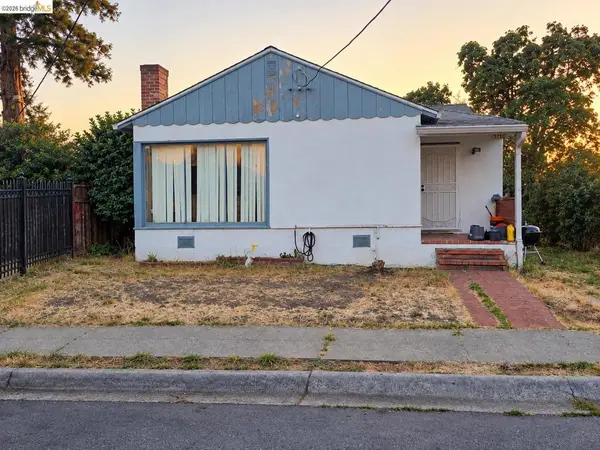 8115 Dowling St, Oakland, CA 94605
