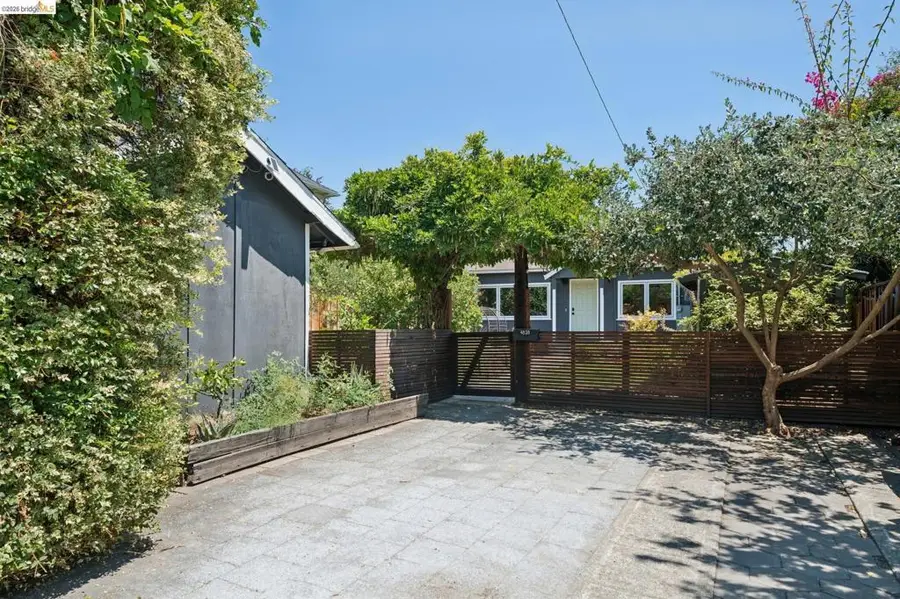 4828 Webster St, Oakland, CA 94609 - #2