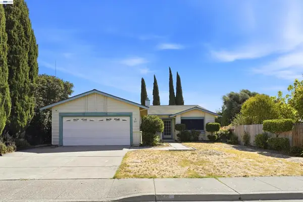 827 Yosemite Way, Suisun City, CA 94585