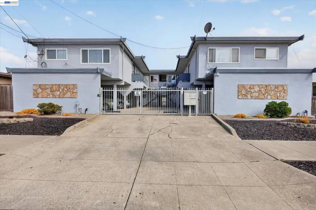 512 S 16th St, Richmond, CA 94804 - #1