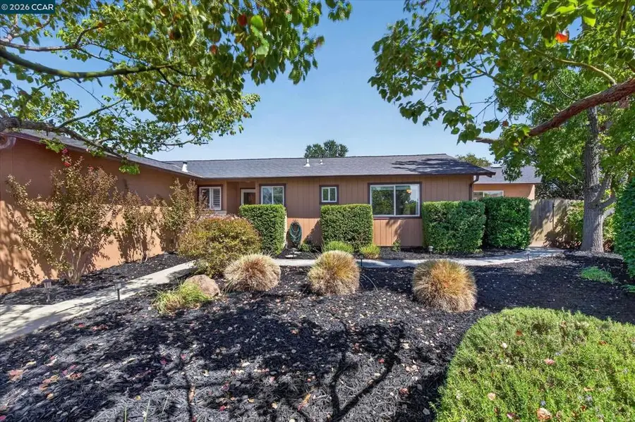 1812 Elkwood Dr, Concord, CA 94519 - #2