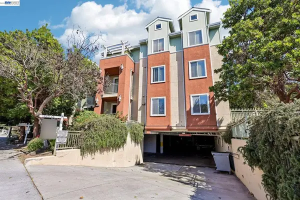 2330 University Ave #120, East Palo Alto, CA 94303
