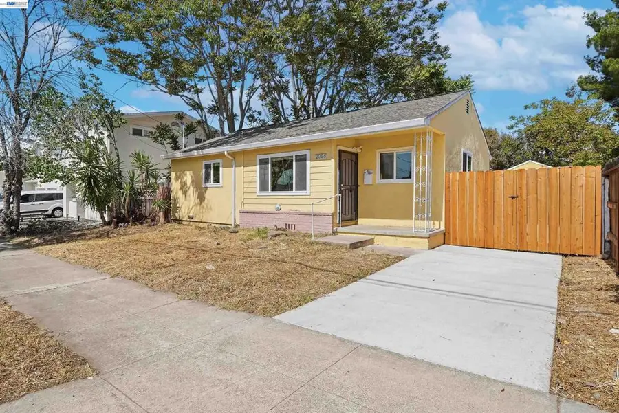 2056 Elm St, Livermore, CA 94551 - #2