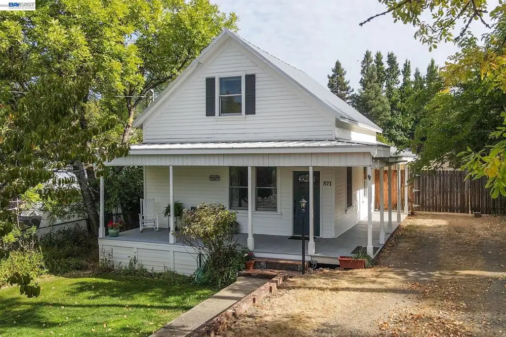 871 Main St., Weaverville, CA 96093 - #1