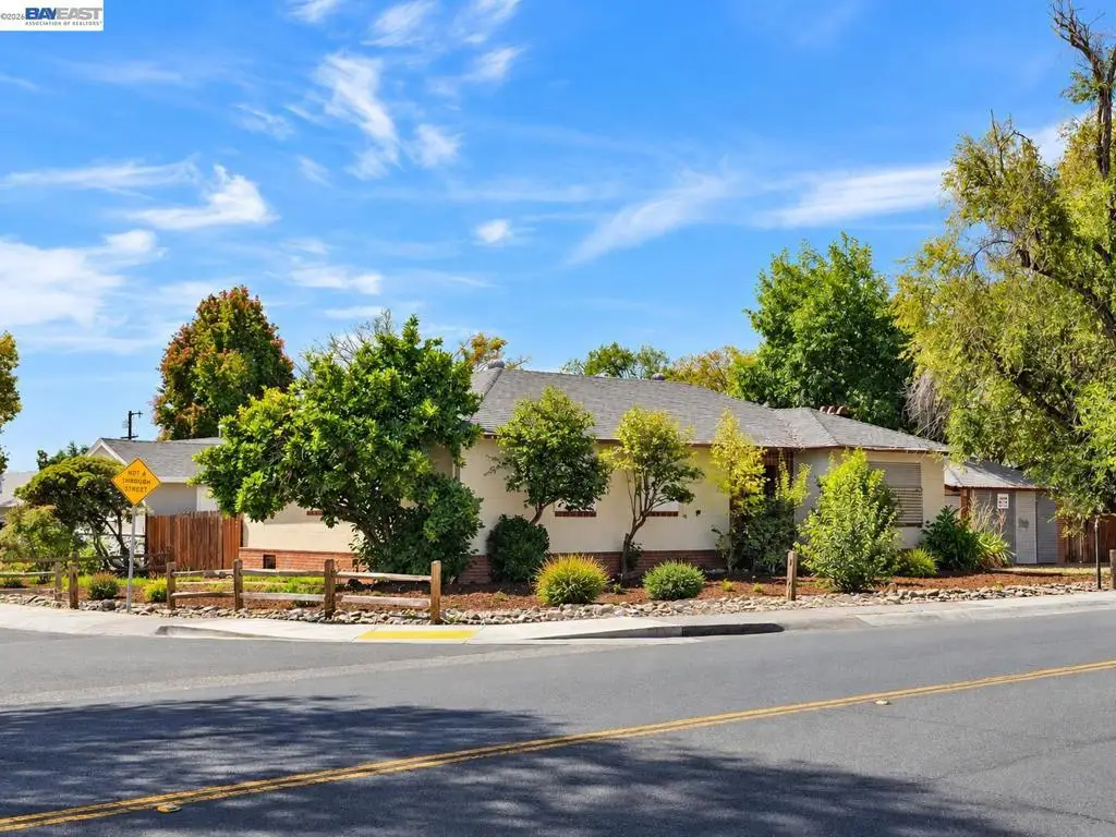 2305 Tennessee St, Vallejo, CA 94591 - #1