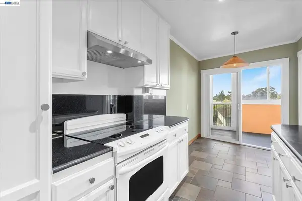 2137 Otis Dr #305, Alameda, CA 94501