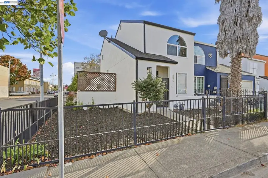 890 Bissell Ct, Richmond, CA 94801 - #2
