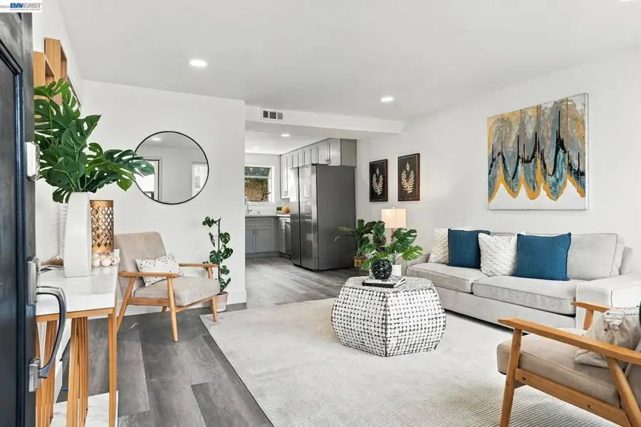 890 Bissell Ct, Richmond, CA 94801 - #3
