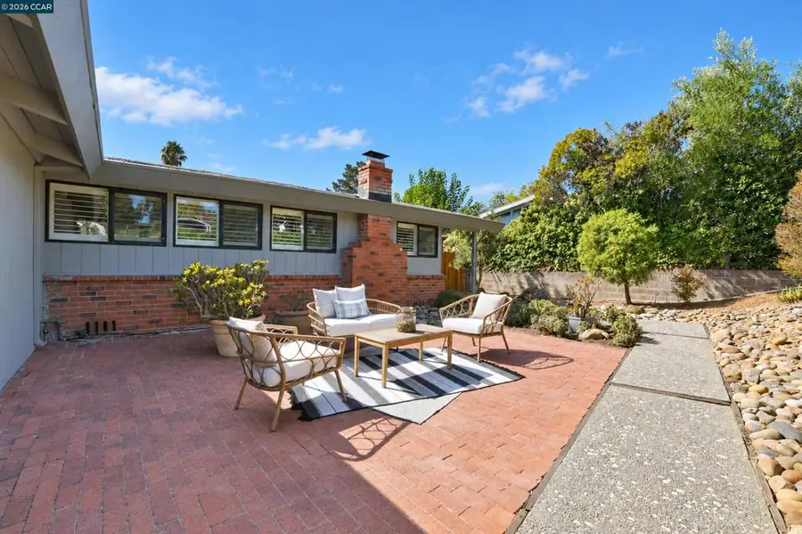 71 Gilrix Drive, Martinez, CA 94553 - #3