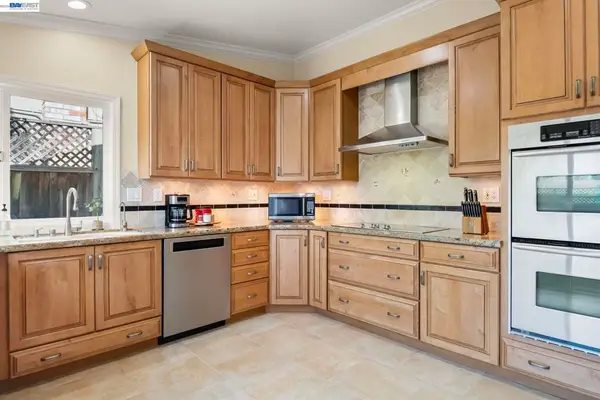 225 Preston Ct, Fremont, CA 94536
