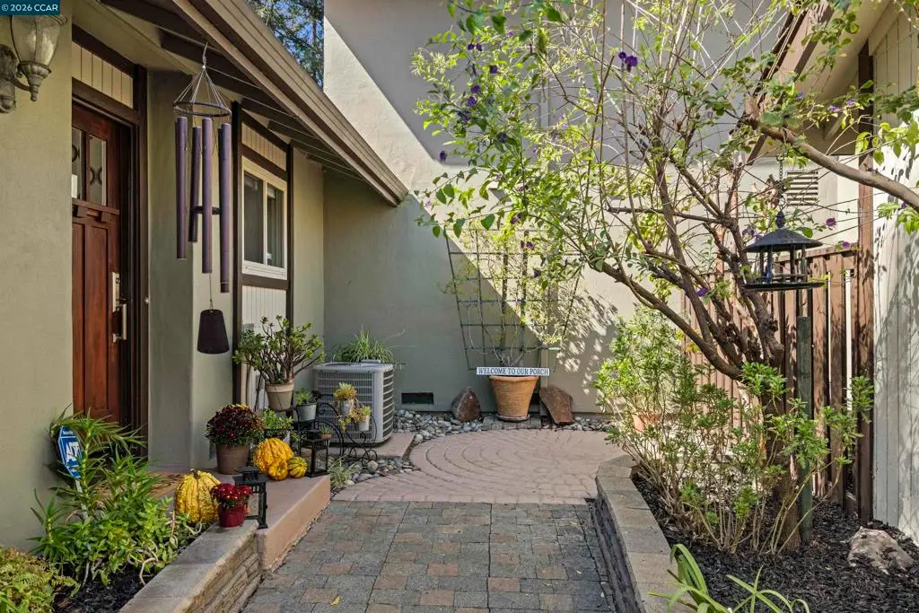 2001 Countrywood Ct, Walnut Creek, CA 94598 - #1