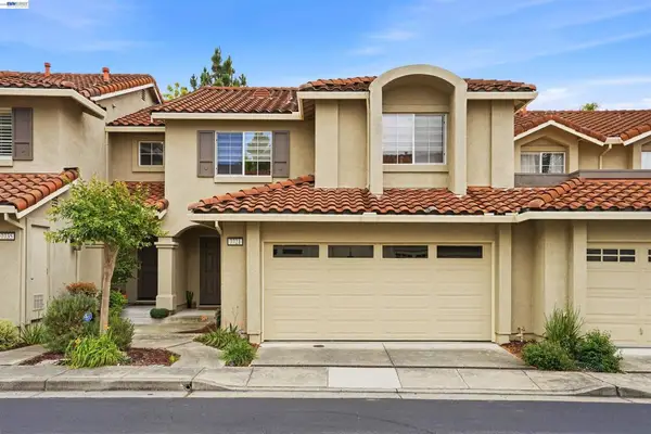 7721 Summerhill Pl, Castro Valley, CA 94552
