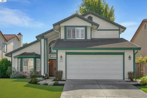 19475 Mount Jasper Dr, Castro Valley, CA 94552