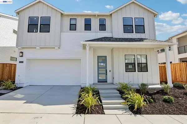 2302 Sanderling Ave, Marina, CA 93933
