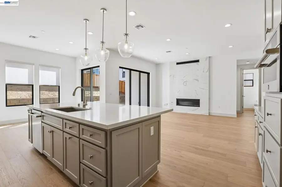 2302 Sanderling Ave, Marina, CA 93933 - #3
