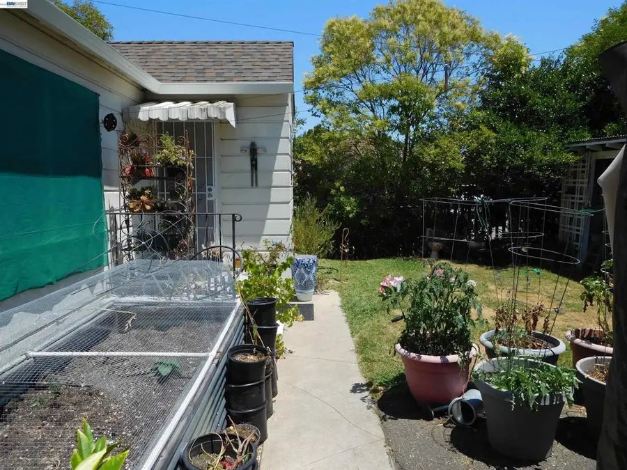 3257 Somerset Ave, Castro Valley, CA 94546 - #3
