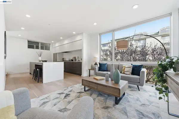 857 W Grand Ave, Oakland, CA 94607