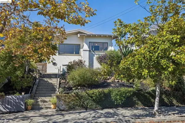 5850 Lawton Ave, Oakland, CA 94618