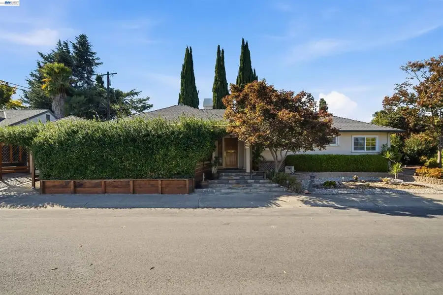 10561 Carver Dr, Cupertino, CA 95014 - #2