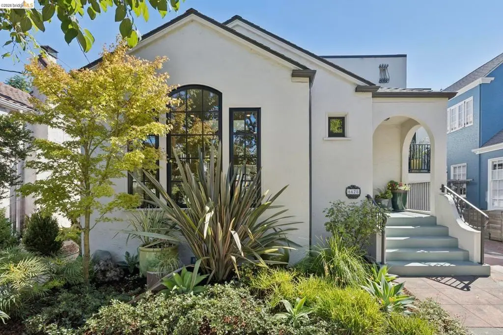 6628 Chabot Rd, Oakland, CA 94618 - #1