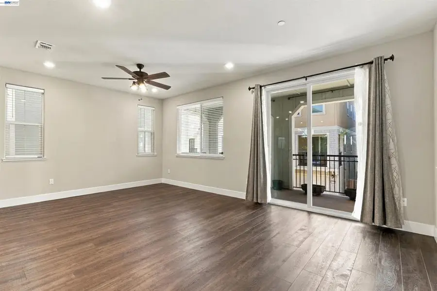 24217 2nd St, Hayward, CA 94541 - #3