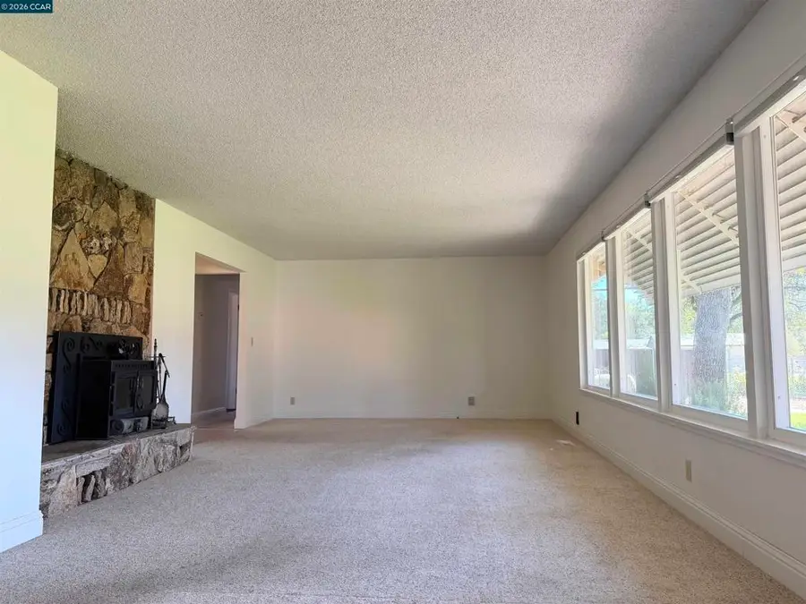 12232 Dry Creek Rd, Bella Vista, CA 96008 - #3