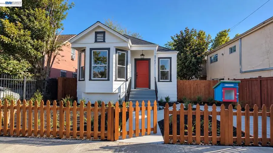 10762 Pippin St, Oakland, CA 94603 - #2