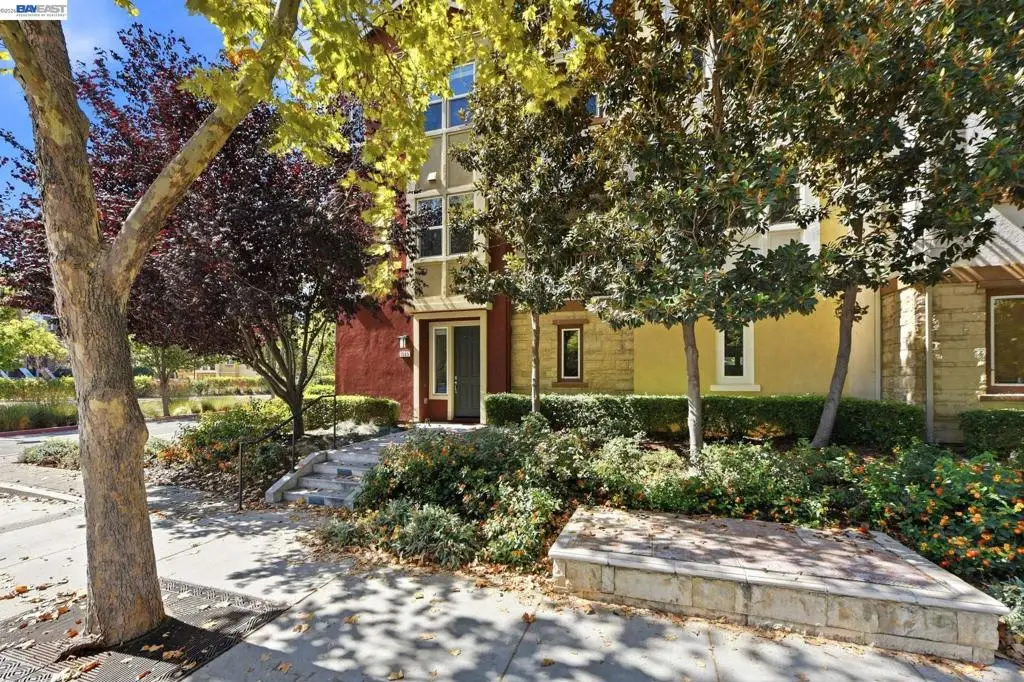 1565 Mccandless Dr, Milpitas, CA 95035 - #1