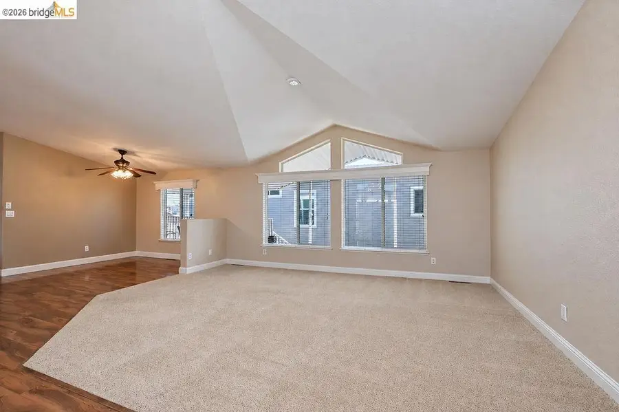 210 W Cypress Rd, Oakley, CA 94561 - #3
